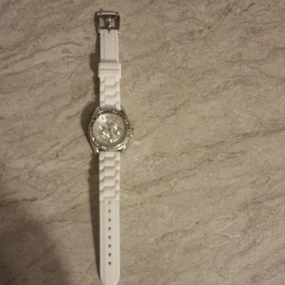 ♣️FOSSIL WATCH - Picture 2 of 3